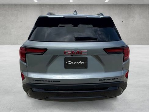 Certified 2025 GMC Terrain Elevation w/ Black Edition AWD/4WD image 15