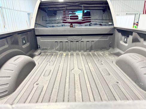 Used 2021 Ford F250 Lariat AWD/4WD image 8