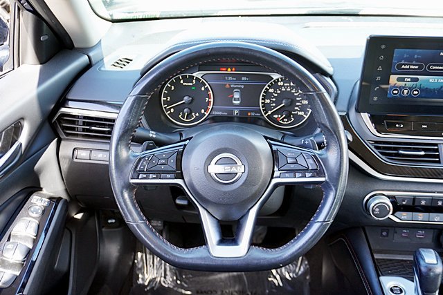 Used 2024 Nissan Altima 2.5 SR FWD image 29