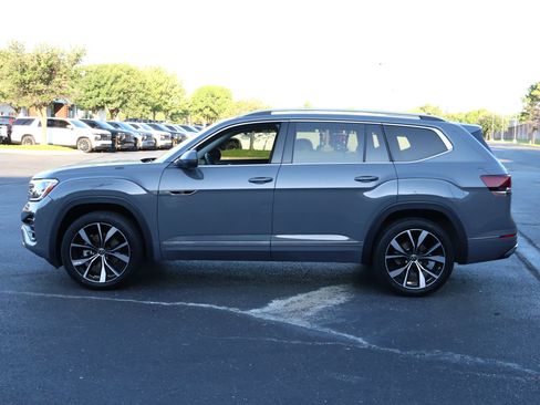 Used 2025 Volkswagen Atlas SEL Premium R-Line AWD/4WD image 38