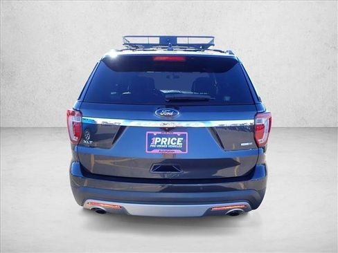 Used 2017 Ford Explorer XLT w/ Equipment Group 202A image 3