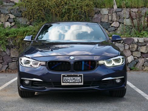 Used 2017 BMW 330i xDrive Sedan w/ Premium Package AWD/4WD image 2