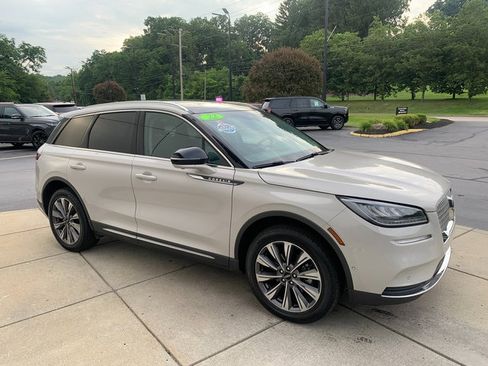 Used 2022 Lincoln Corsair Reserve w/ Equipment Group 201A AWD/4WD image 7