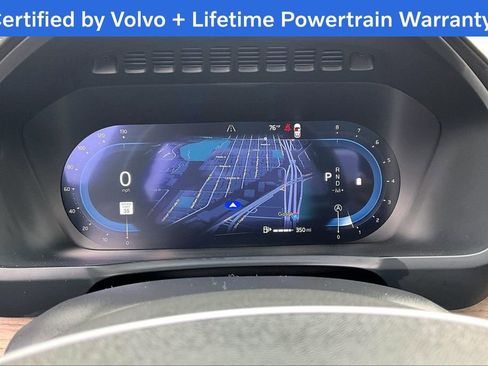Certified 2025 Volvo XC90 B6 Plus image 27