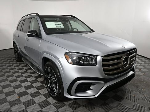 New 2026 Mercedes-Benz GLS 450 4MATIC image 25