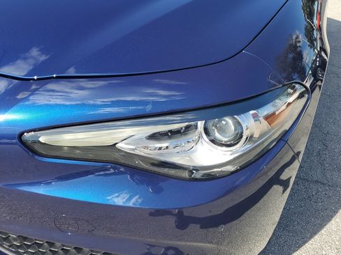 Used 2020 Alfa Romeo Giulia Ti Sport image 3