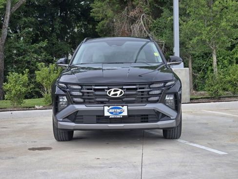 Used 2025 Hyundai Tucson SEL FWD image 2