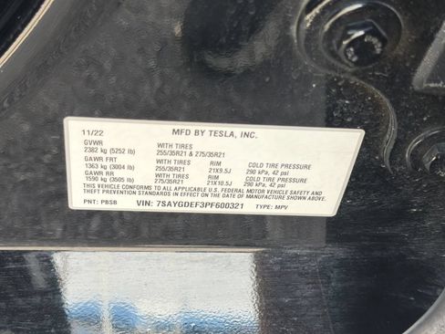 Used 2023 Tesla Model Y Performance AWD/4WD image 19
