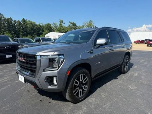 Used 2021 GMC Yukon AT4 w/ AT4 Premium Plus Package AWD/4WD image 3