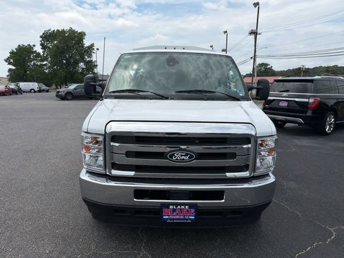 New 2026 Ford E-350 and Econoline 350 Super Duty w/ Power Equipment Group RWD image 8