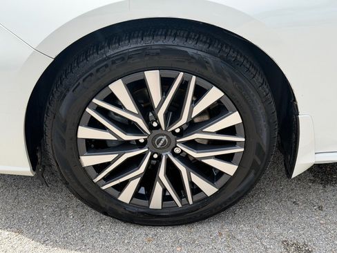 Certified 2023 Nissan Altima 2.5 SV AWD/4WD image 18
