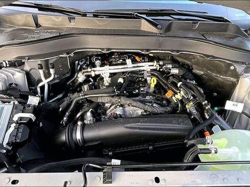 New 2026 Ford Explorer Active w/ Active Comfort Package image 11