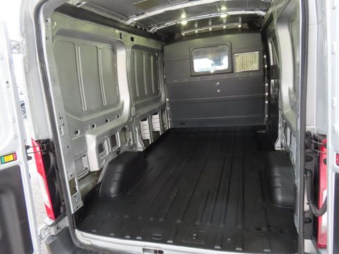 Used 2017 Ford Transit 150 130 Medium Roof image 14