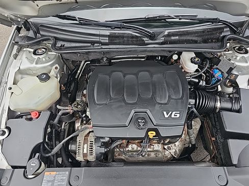 Used 2011 Buick Lucerne CXL w/ Driver Confidence Package FWD image 20