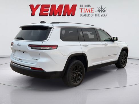 Used 2023 Jeep Grand Cherokee L Limited AWD/4WD image 13