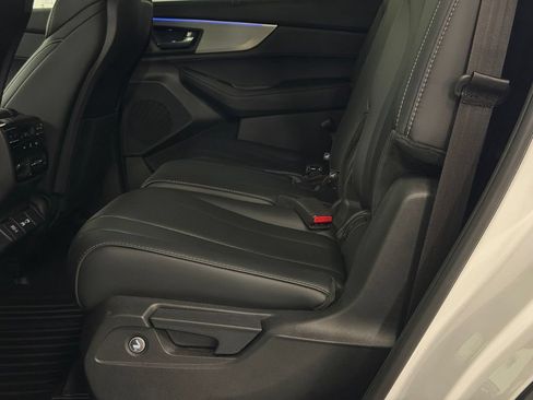 Used 2024 Acura MDX SH-AWD w/ Technology Package image 24