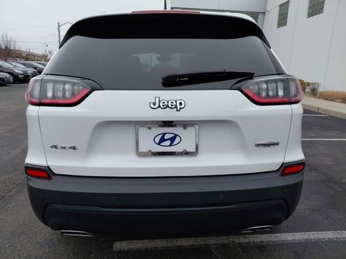 Used 2019 Jeep Cherokee Latitude Plus w/ Comfort/Convenience Group image 7