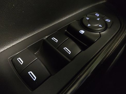 Used 2017 GMC Acadia SLT image 27