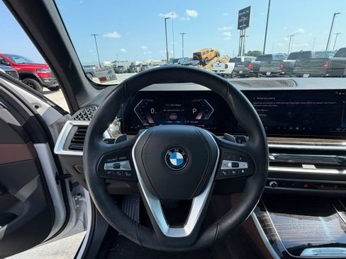 Used 2024 BMW X5 xDrive40i w/ Parking Assistance Package AWD/4WD image 21