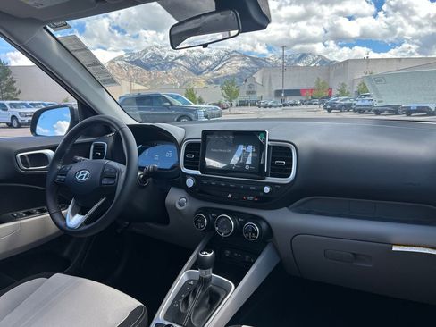 New 2026 Hyundai Venue SEL FWD image 13