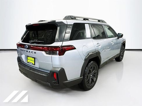 Used 2026 Subaru Outback Limited XT AWD/4WD image 5