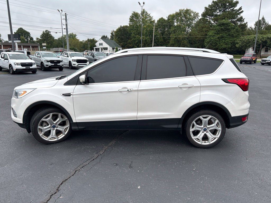 Used 2019 Ford Escape Titanium FWD image 5