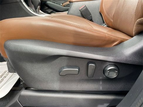 Used 2020 Subaru Ascent Touring image 13