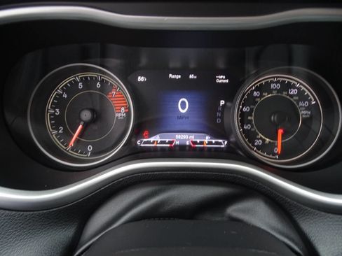 Used 2016 Jeep Cherokee Trailhawk w/ Cold Weather Group image 16