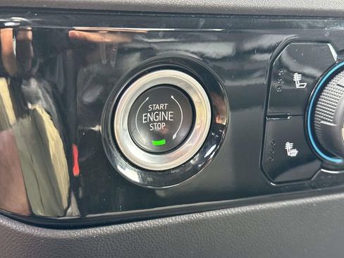Certified 2023 Chevrolet Silverado 1500 LT AWD/4WD image 25