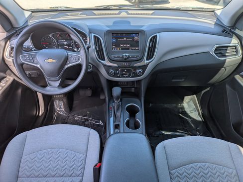Used 2023 Chevrolet Equinox LS w/ LS Convenience Package FWD image 16