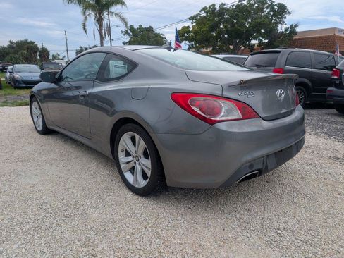 Used 2011 Hyundai Genesis 2.0T RWD image 5