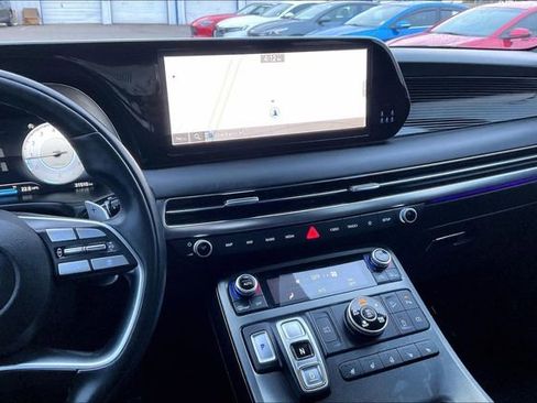 Used 2024 Hyundai Palisade Calligraphy image 6