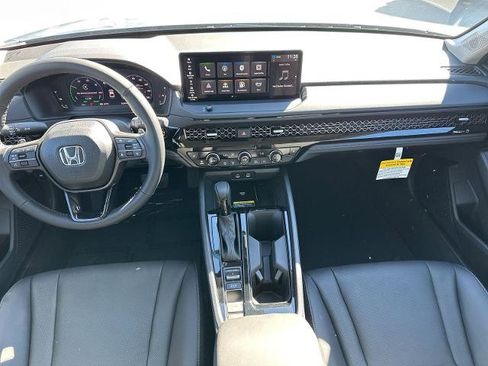 New 2025 Honda Accord EX-L image 31