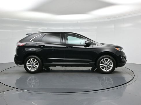 Used 2016 Ford Edge SEL image 23