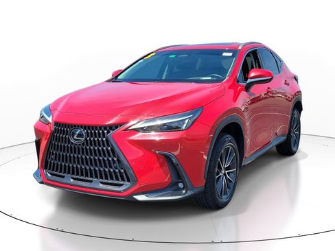 Used 2023 Lexus NX 250 FWD image 3