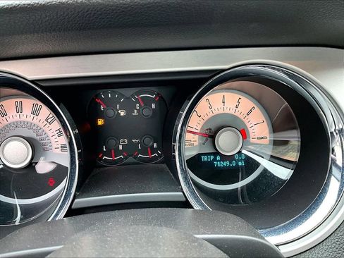 Used 2011 Ford Mustang GT Premium w/ Comfort Pkg image 18