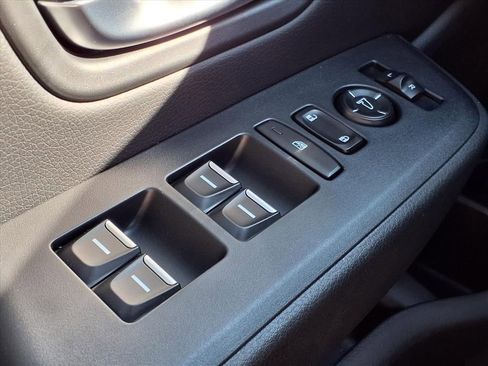 New 2025 Honda Pilot Sport image 12