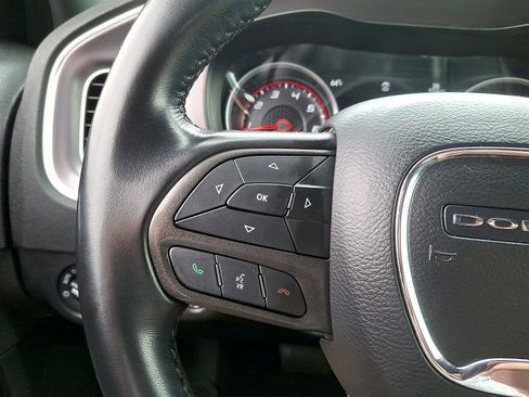 Used 2022 Dodge Charger SXT RWD image 17
