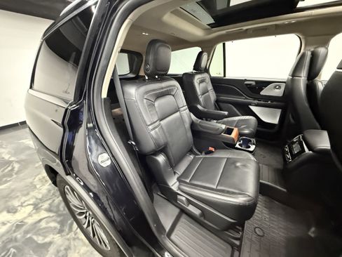 Used 2020 Lincoln Aviator Reserve w/ Equipment Group 201A image 28