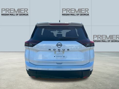 New 2026 Nissan Rogue SV FWD image 6