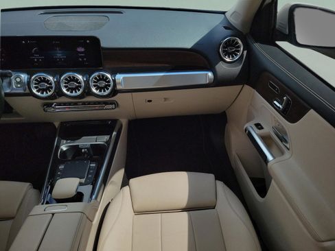 Used 2023 Mercedes-Benz GLB 250 4MATIC image 20