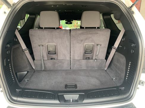 Used 2023 Dodge Durango R/T w/ Blacktop Package RWD image 8
