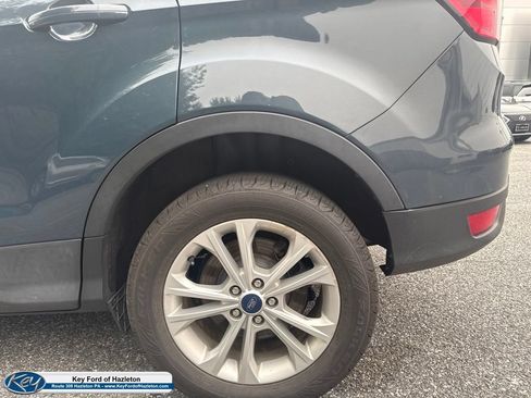 Used 2019 Ford Escape SE AWD/4WD image 12