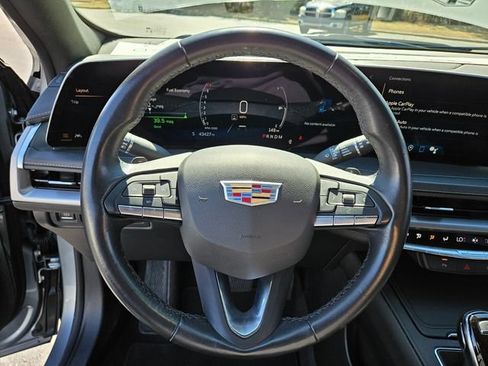 Certified 2024 Cadillac XT4 Premium Luxury FWD image 25