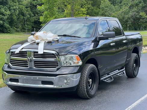 Used 2018 RAM 1500 Big Horn AWD/4WD image 1