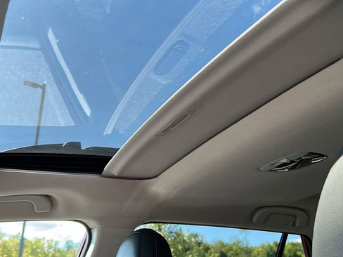 Certified 2022 Subaru Outback Limited image 21