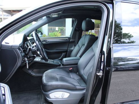 Used 2016 Porsche Macan S AWD/4WD image 14