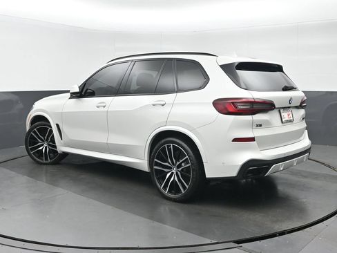 Used 2022 BMW X5 M50i w/ Executive Package AWD/4WD image 5