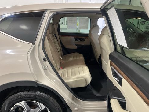 Used 2018 Honda CR-V EX image 16