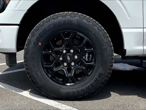 Used 2025 Ford F150 XLT w/ Equipment Group 302A MID AWD/4WD image 8